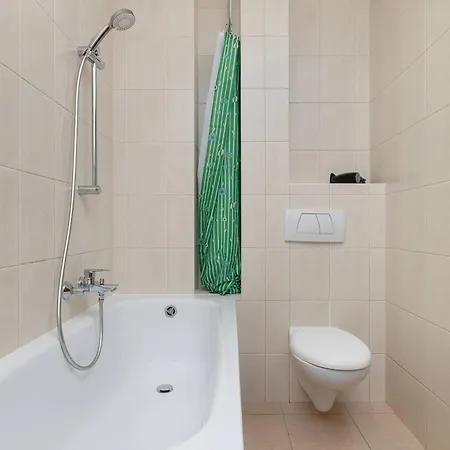 Kazimierza Wielkiego 2-bedroom With Parking By Renters Apartament Kraków