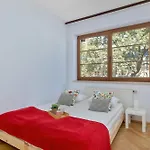 Kazimierza Wielkiego 2-bedroom With Parking By Renters * Krakau