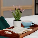 Kazimierza Wielkiego 2-bedroom With Parking By Renters * Krakau