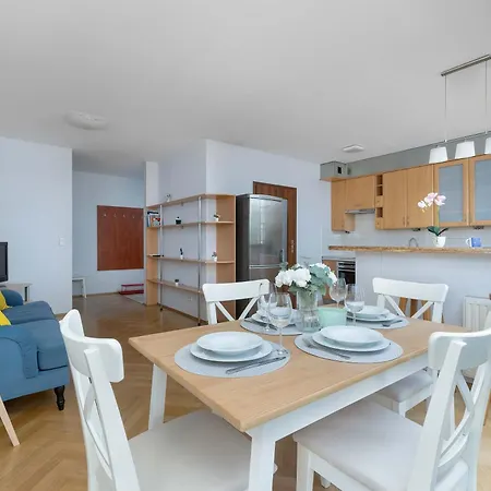 Apartment Kazimierza Wielkiego 2-bedroom With Parking By Renters