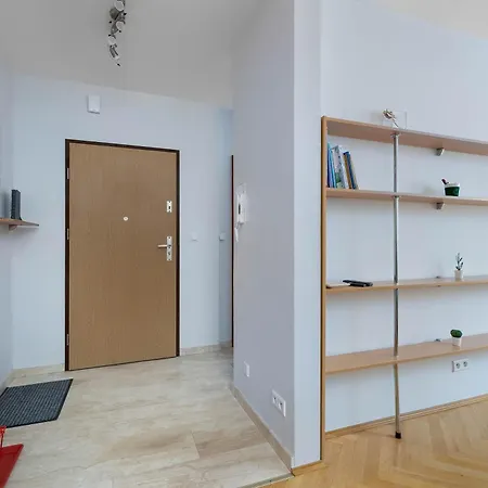 Apartment Kazimierza Wielkiego 2-bedroom With Parking By Renters *